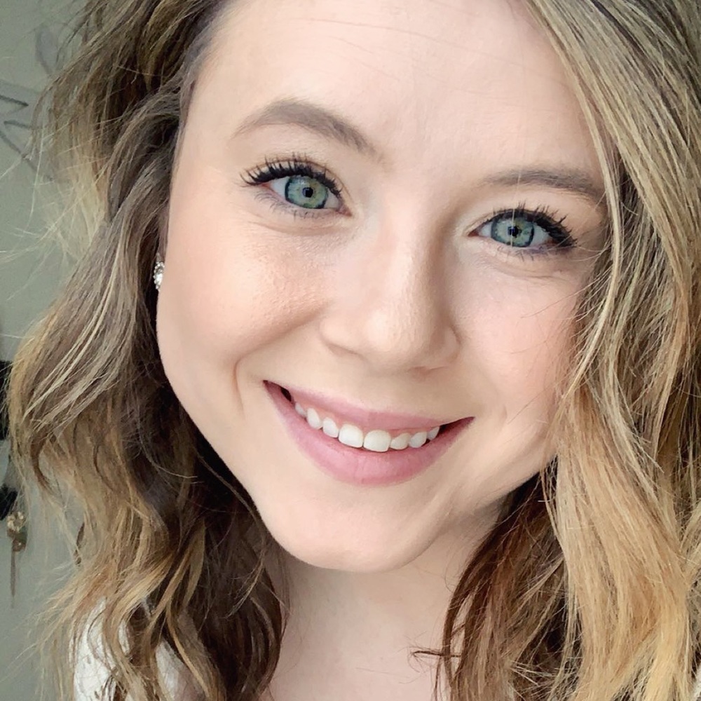Meet your Posher, Abby